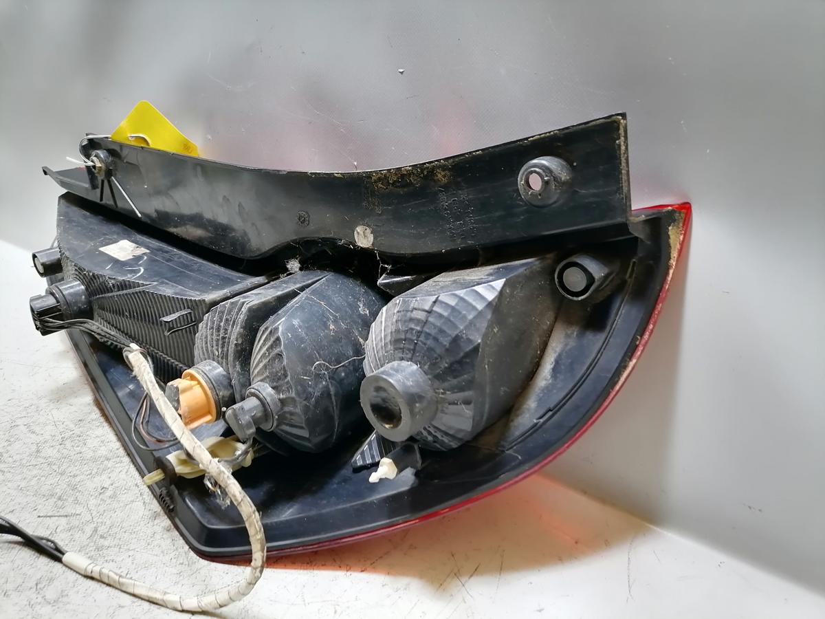 Opel Agila B original R&uuml;cklicht R&uuml;ckleuchte Schlussleuchte rechts Bj.2013